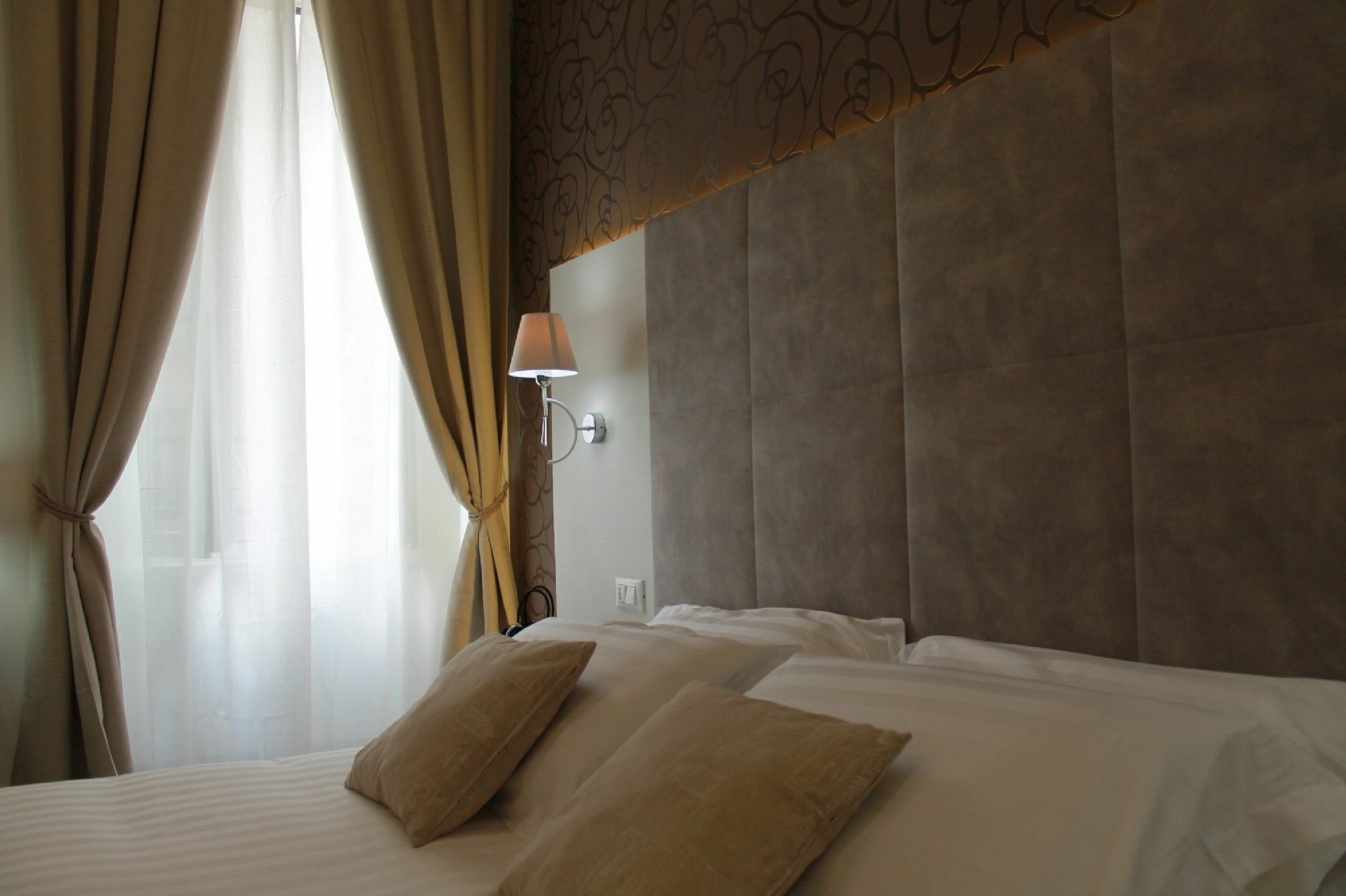 Elenoire Rooms & Suite Рим Экстерьер фото